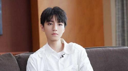 王俊凯吃瓜娱乐视频下载,揭秘明星幕后趣事  第2张